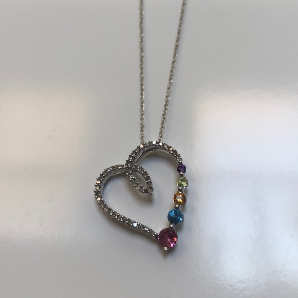 JWBR Jewelry - JWBR Floating Heart Necklace 10K White gold JWBR Jewelry - JWBR Floating Heart Necklace 10K White gold